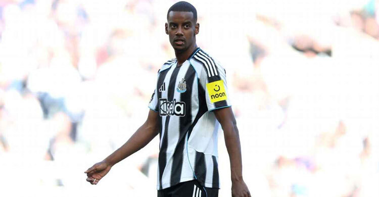 ২১৩০ কোটি টাকায় সুইডিশ তারকাকে কিনে নিল লিভারপুল!