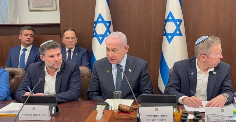 যুদ্ধবিরতির মধ্যেই ইসরায়েলে ৩৪ বিলিয়ন ডলারের সামরিক বাজেট ঘোষণা