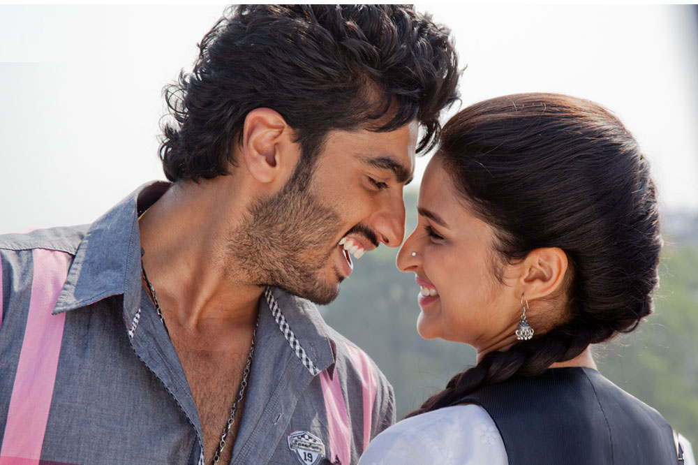 করপোরেট অফিস থেকে রুপালি পর্দার আলোয় পরিণীতি