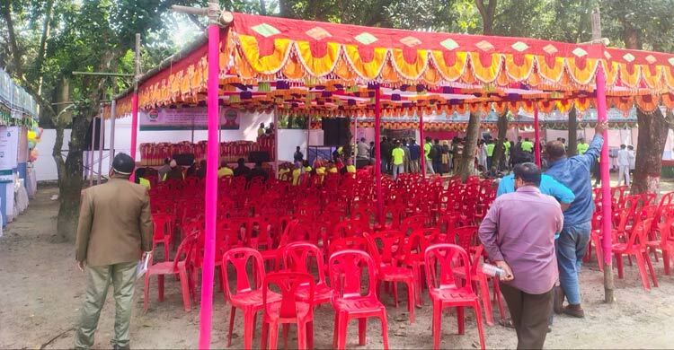 দিনব্যাপী আয়োজিত মেলা দুই ঘণ্টায় শেষ