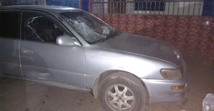 ঈশ্বরদীতে সাবেক এমপির বাড়িতে হামলা-ভাঙচুর