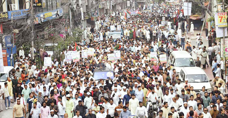 ষড়যন্ত্র ছেড়ে ভোটের রাজনীতিতে ফিরে আসুন: ইশরাক হোসেন
