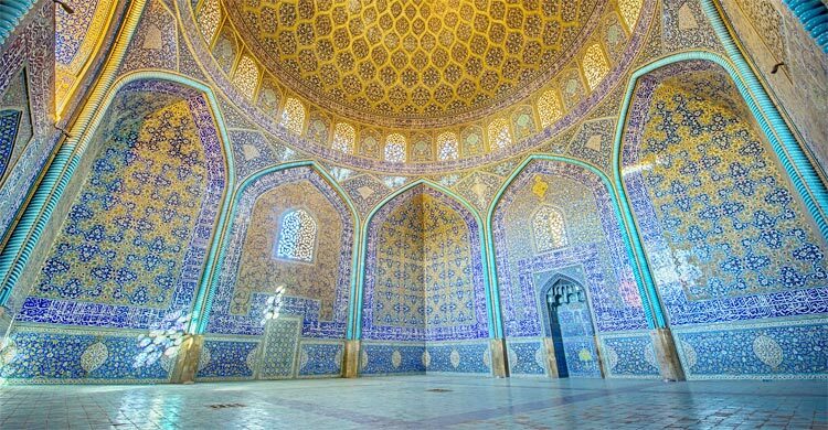 পা ছুঁয়ে সালাম করার বিধান