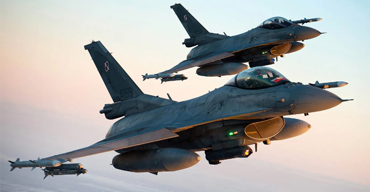 ইউক্রেনকে এফ-১৬ যুদ্ধবিমান দেওয়ার অনুমোদন দিলো যুক্তরাষ্ট্র