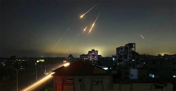 প্রতিরোধী ক্ষেপণাস্ত্র ফুরিয়ে আসছে, আতঙ্কে ইসরায়েল