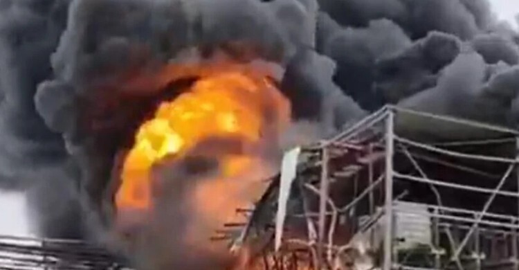 ইসরায়েলের রাসায়নিক কারখানায় ইরানের ক্ষেপণাস্ত্র হামলা, সতর্কতা জারি