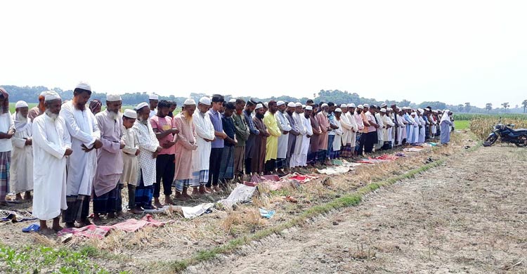 বৃষ্টি প্রার্থনায় সারাদেশে ইসতিসকার নামাজ