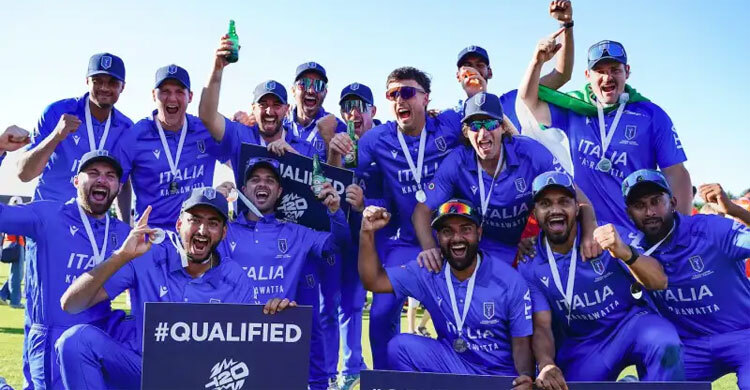 দলে ট্যাক্সিচালক থেকে শিক্ষক! অভিষেকের অপেক্ষায় ফুটবলের দেশ ইতালি