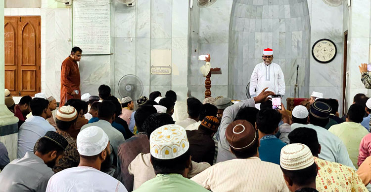 শহীদ-আহত পরিবারের সদস্যদের ভর্তিতে বিশেষ সুবিধা দেওয়া হবে