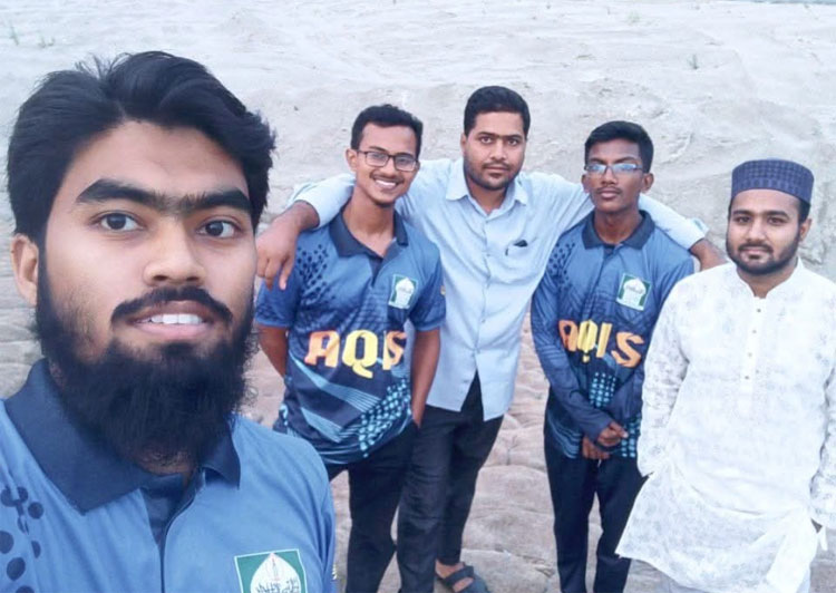 মৃত্যুর আগে একা হয়ে পড়েছিলেন বন্ধুপ্রিয় সাজিদ আব্দুল্লাহ