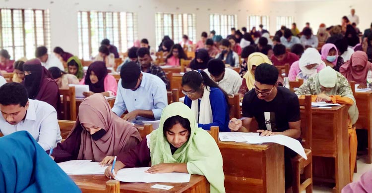 গুচ্ছে পরীক্ষায় বসবে দুই লাখ ৭৩ হাজার ৫৫৪ শিক্ষার্থী