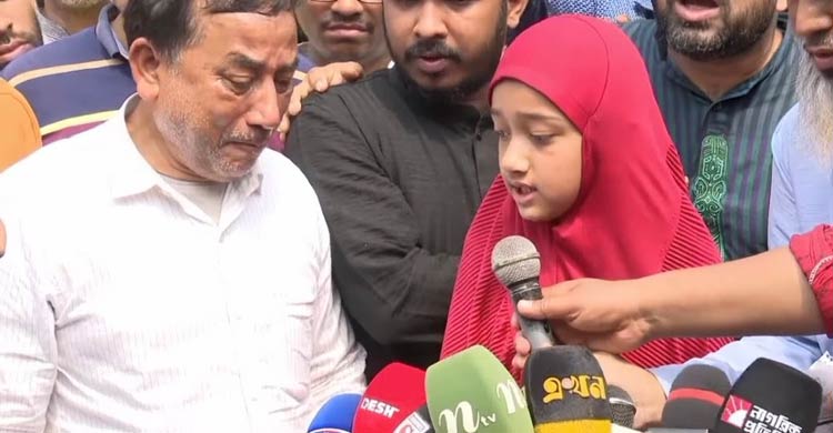 ছোট ভাই-বোনেরা ঘুমাতে পারে না, সারাক্ষণ মাকে খোঁজে