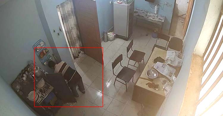 একা পেয়ে দুই মিনিটেই ইবি শিক্ষিকাকে খুন করে ঘাতক