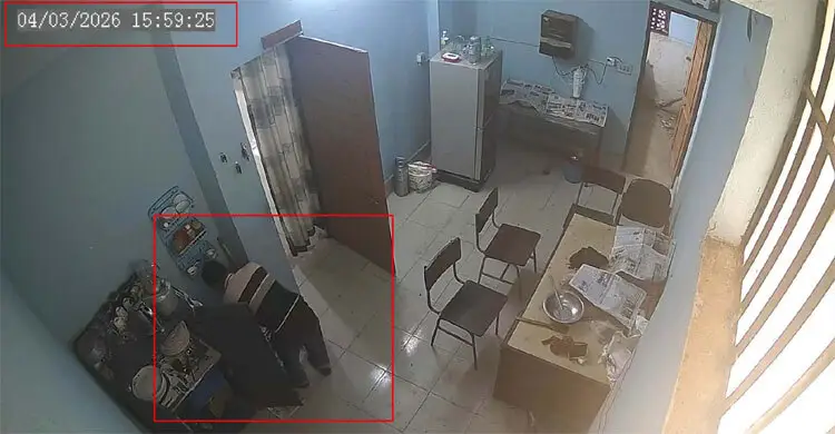 একা পেয়ে দুই মিনিটেই ইবি শিক্ষিকাকে খুন করে ঘাতক