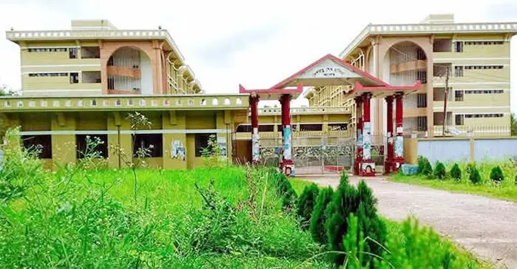 ইবির হলে রুমমেটদের গোপন ছবি তুলে প্রেমিককে পাঠানোর অভিযোগ
