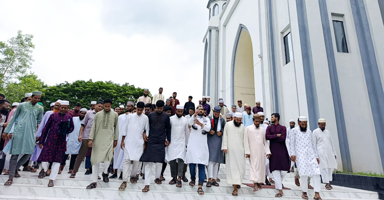 গণহত্যা বন্ধের দাবিতে ইসলামী বিশ্ববিদ্যালয়ে ‘মার্চ ফর গাজা’