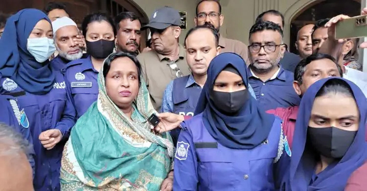 ৫ মামলায় জামিন পেলেন সাবেক মেয়র আইভী