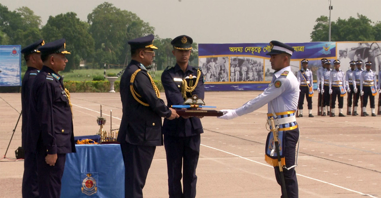 ‘সরকার বিমান বাহিনীর আধুনিকায়ন অব্যাহত রেখেছে’