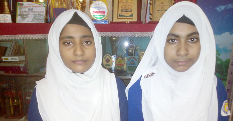 দারিদ্র্যের সঙ্গে যুদ্ধ করে যমজ হিরা-মুক্তার জিপিএ-৫