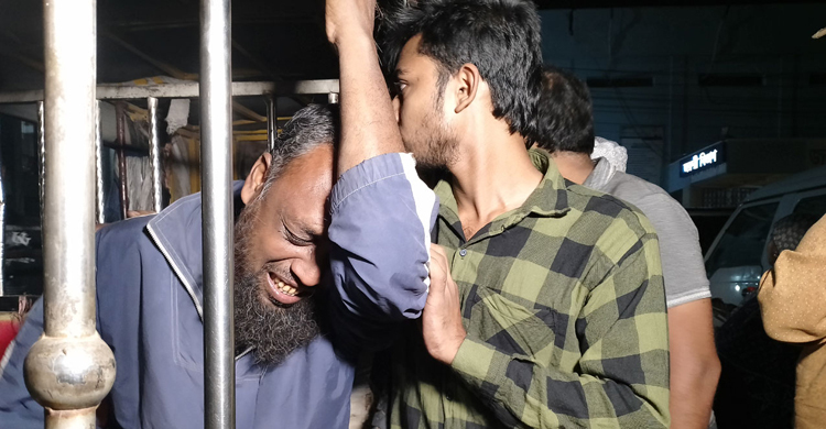 দোকান থেকে ডেকে নিয়ে ছুরিকাঘাতে কিশোর খুন