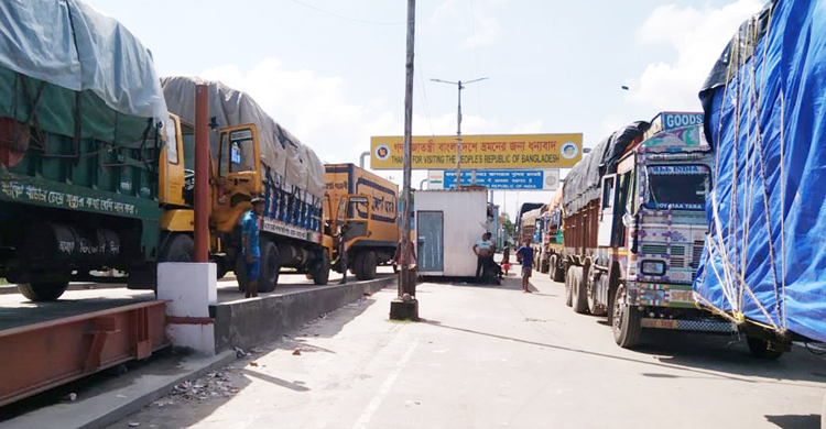 দুর্গাপূজায় বেনাপোলে ৪ দিন বন্ধ আমদানি-রপ্তানি