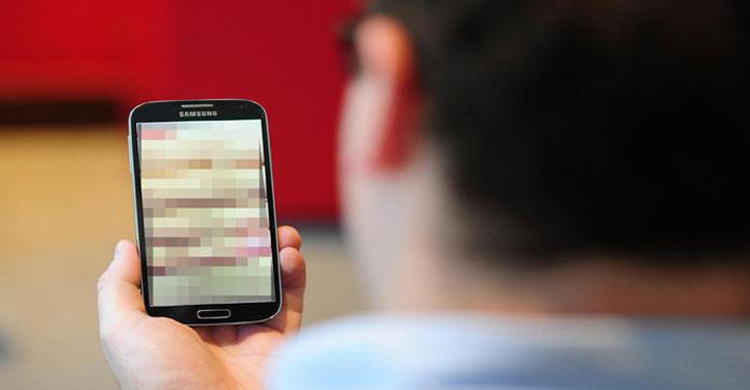 ভিডিওকলে পর্নো চালিয়ে মন্ত্রীকে ব্ল্যাকমেইলের চেষ্টা, গ্রেফতার ২