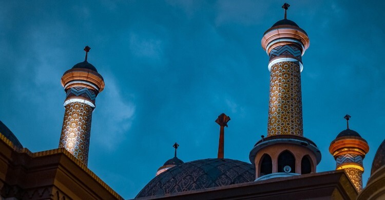 শবে মেরাজের ফজিলত ও আমল