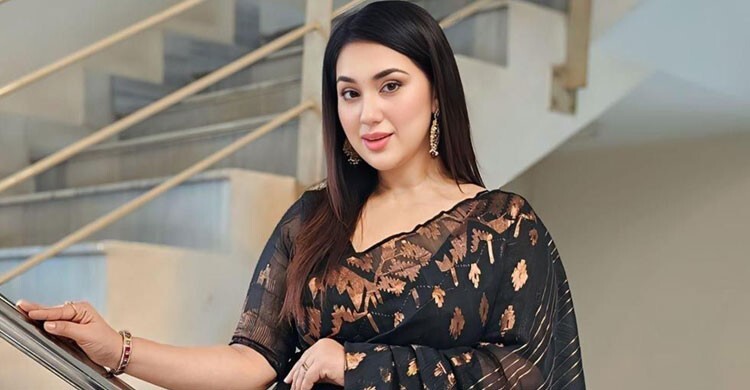 ওয়েব ফিল্মে অপু বিশ্বাস, নায়ক কে