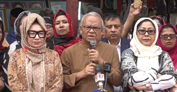 অল্প সময়ের জন্য কীভাবে আইডি হ্যাক হয় সেটা রহস্যজনক: রিজভী