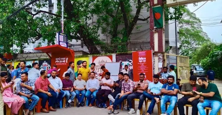 ক্যাম্পাসে ছিল ছাত্রদলের অবস্থান, জামায়াত-শিবিরবিরোধী স্লোগান