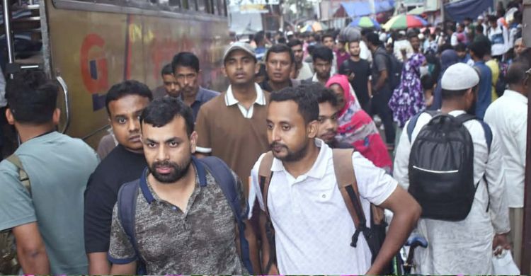 ‘একদিনের জন্য মাত্র ১০০ টাকা বেশি ভাড়া নিচ্ছি, এটা কোনো বিষয় না’