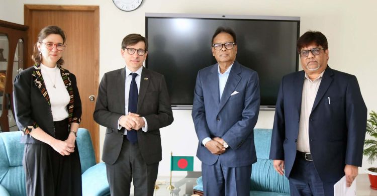 টেলিযোগাযোগ ও স্যাটেলাইট খাতে সহযোগিতা আরও বাড়াতে আগ্রহী ফ্রান্স