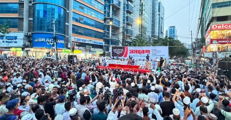হাদির হত্যাকারীরা ভারতে জামাই আদরে প্রতিপালিত হচ্ছে: মামুনুল হক