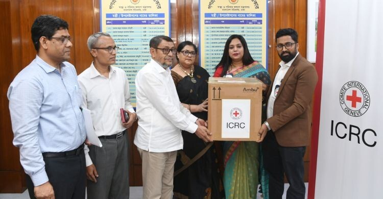 হাম মোকাবিলায় চিকিৎসা সামগ্রী অনুদান দিলো আইসিআরসি