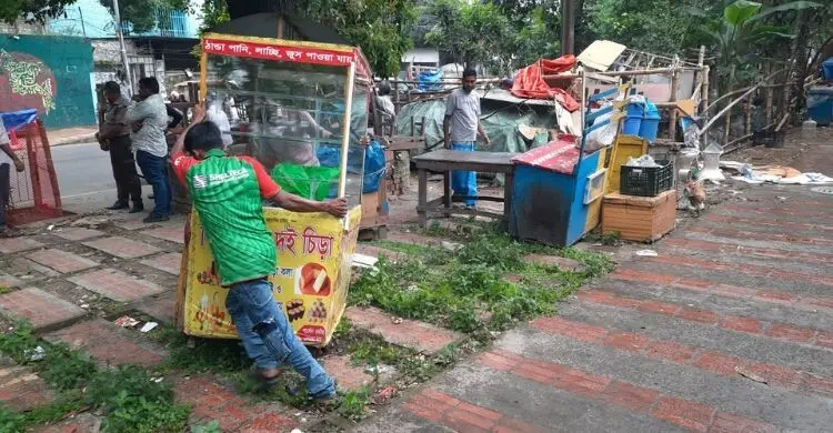 ডিএসসিসির অভিযানে অবৈধ নার্সারি ও দোকানপাট অপসারণ, জরিমানা আদায়