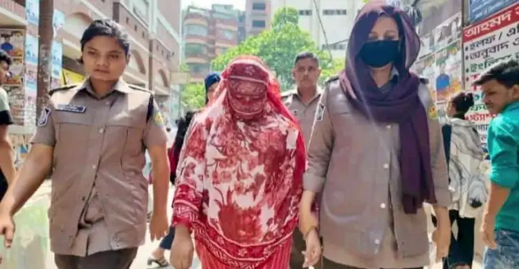 প্রতারণার মামলায় আদালতে ‘প্রক্সি’ দিতে এসে ৩ দিনের রিমান্ডে বোন