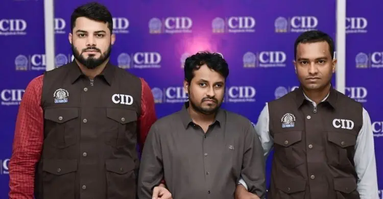 বিমানবন্দরের ম্যানেজার পরিচয়ে প্রতারণা, চক্রের মূলহোতা গ্রেফতার