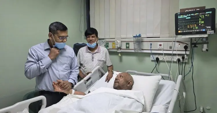 ডা. পাভেলের স্বাস্থ্যের খোঁজ নিলেন প্রধানমন্ত্রীর ব্যক্তিগত চিকিৎসক