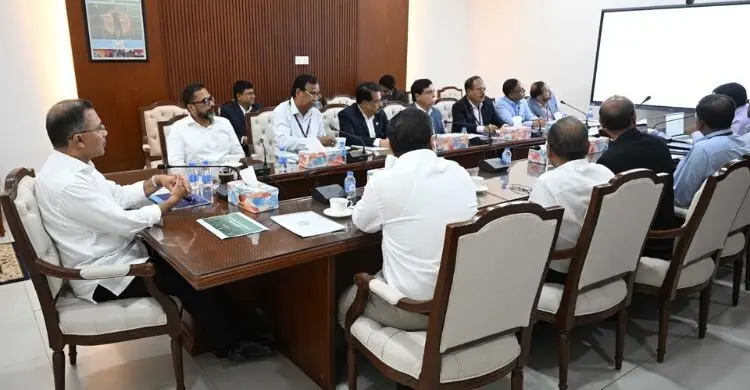 ধানমন্ডি-গুলশান লেকের উন্নয়ন ও দূষণ নিয়ন্ত্রণে প্রধানমন্ত্রীর বৈঠক