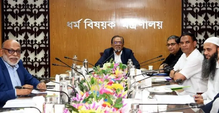 সম্মানী ভাতার আওতায় আসছেন আরও আড়াই লাখ ইমাম-মুয়াজ্জিন-পুরোহিত