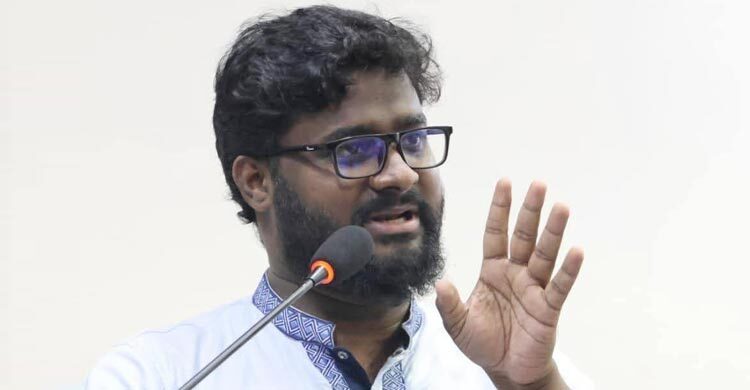 শিক্ষা উপদেষ্টা নিজেকে অযোগ্য প্রমাণ করছেন: জাহিদ আহসান