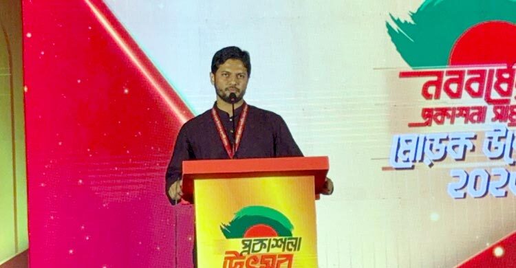 শেখ মুজিব জনপ্রিয় ছিলেন ভাষণ দিয়ে, তবে রাষ্ট্র পরিচালনায় ব্যর্থ