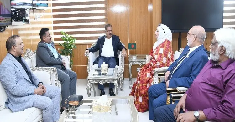 প্রবাসীদের মেধা ও পরিশ্রমে শক্তিশালী হচ্ছে অর্থনীতি: তথ্যমন্ত্রী