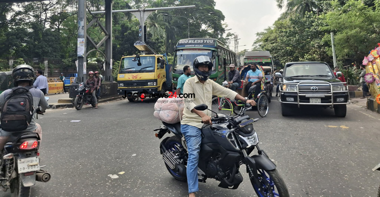 ঢাকায় রাজনৈতিক দলের কর্মসূচি, কিছু সড়কে যানজট