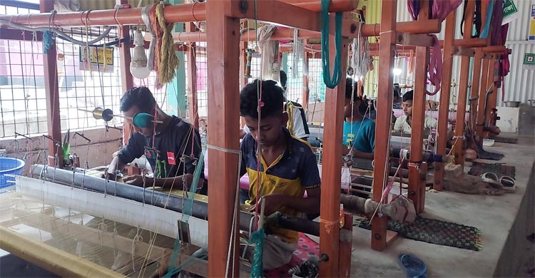 ঈদ সামনে দেড়শ কোটি টাকার জামদানি বিক্রির আশা