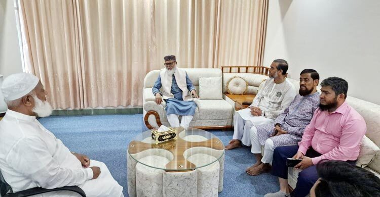 জামায়াত আমিরের বাসায় ধর্ম উপদেষ্টা