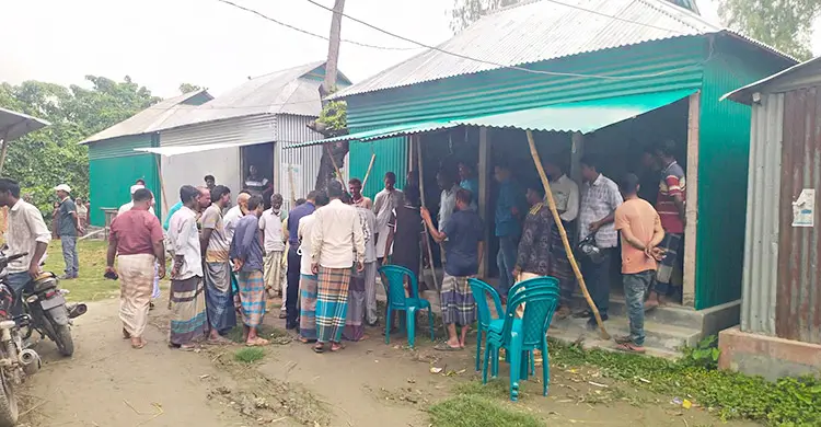 জামালপুরে বিএনপি কার্যালয়ে আগুন
