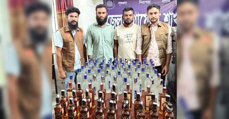 জামালপুরে ৯০ বোতল ভারতীয় মদসহ আটক ২