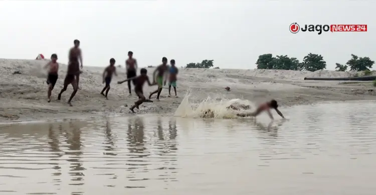 জামালপুরে বাড়ছে পানিতে ডুবে শিশুর মৃত্যু, নেপথ্যে কী?