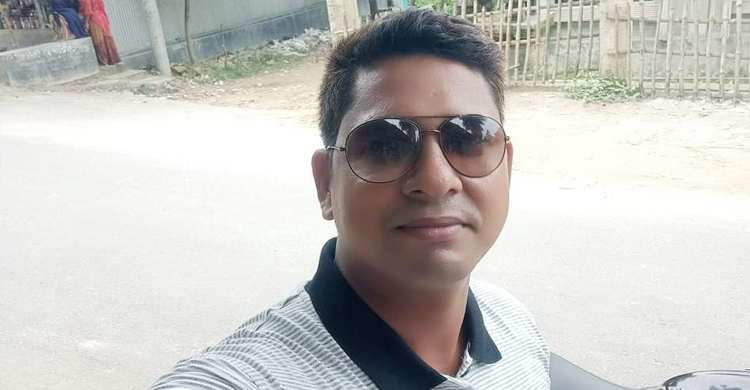 ‘সব সাংবাদিক আওয়ামী লীগ’ বলেই মোটরসাইকেলে আগুন দেওয়ার চেষ্টা